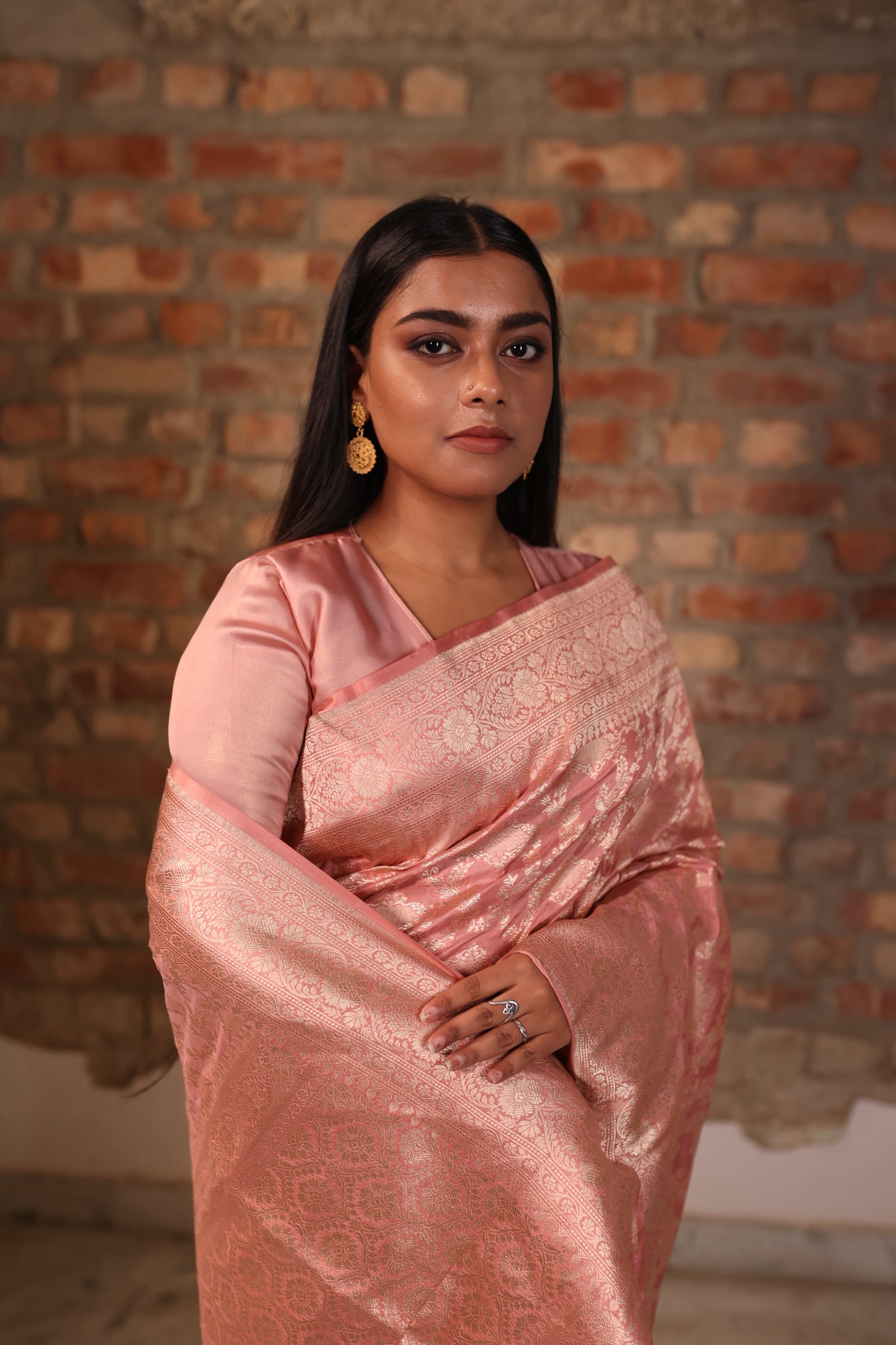 Divya || Dusty Pink Pure Katan Banarasi Saree with all over Jaal woven in Matte Gold Zari