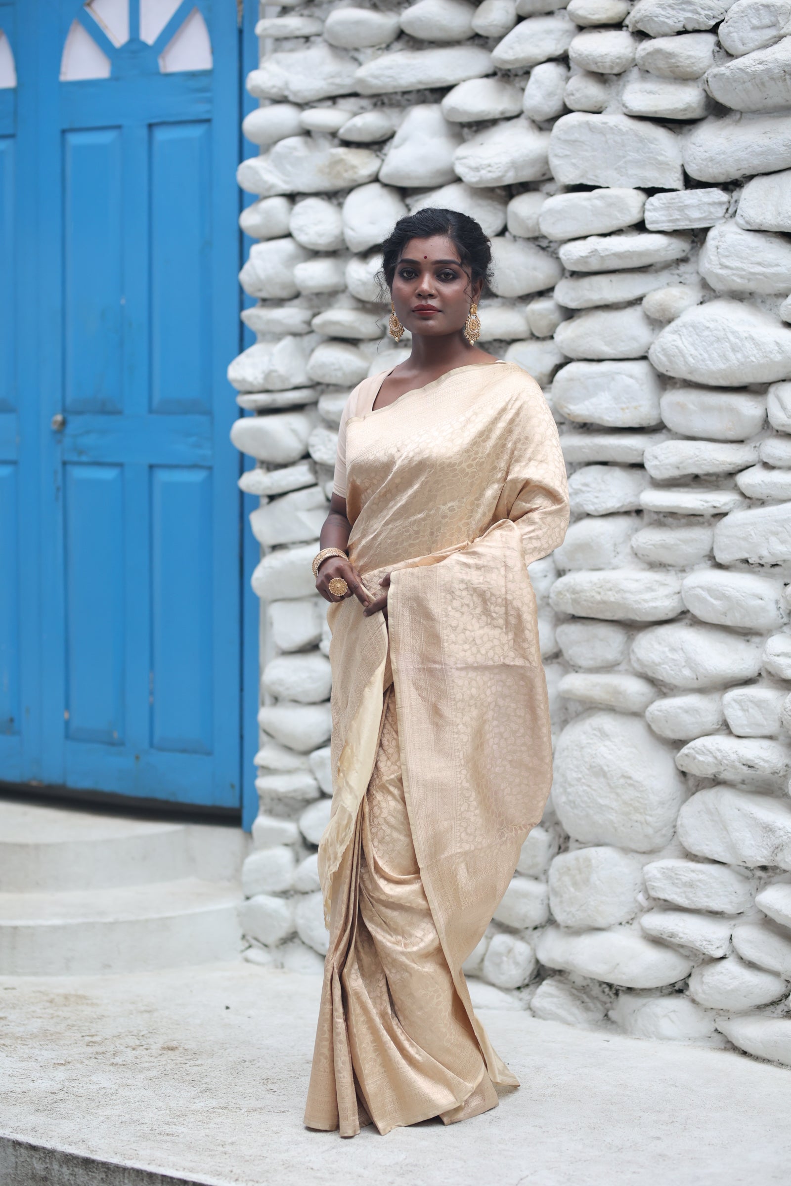 Swarnabha || Champagne Gold Pure Katan Banarasi Saree with all over Leaf Jaal woven in Matte Copper Zari