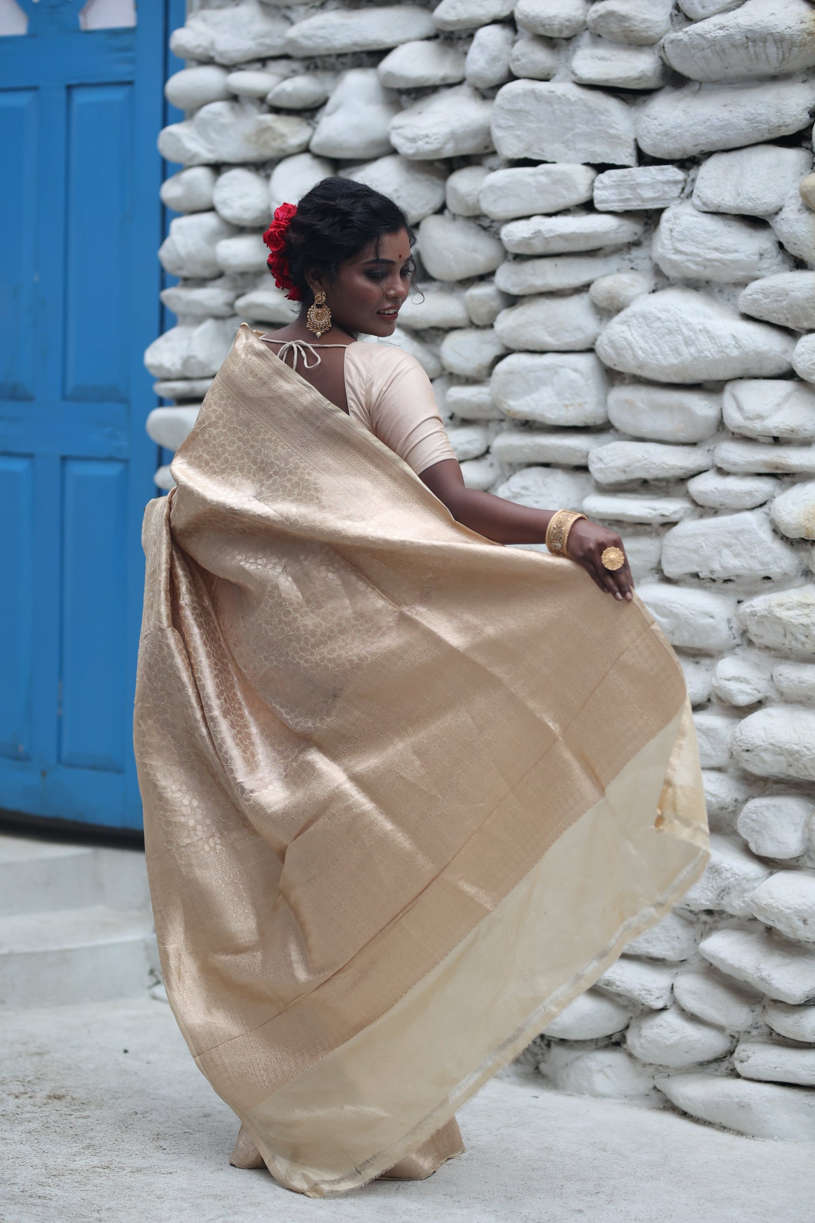 Swarnabha || Champagne Gold Pure Katan Banarasi Saree with all over Leaf Jaal woven in Matte Copper Zari