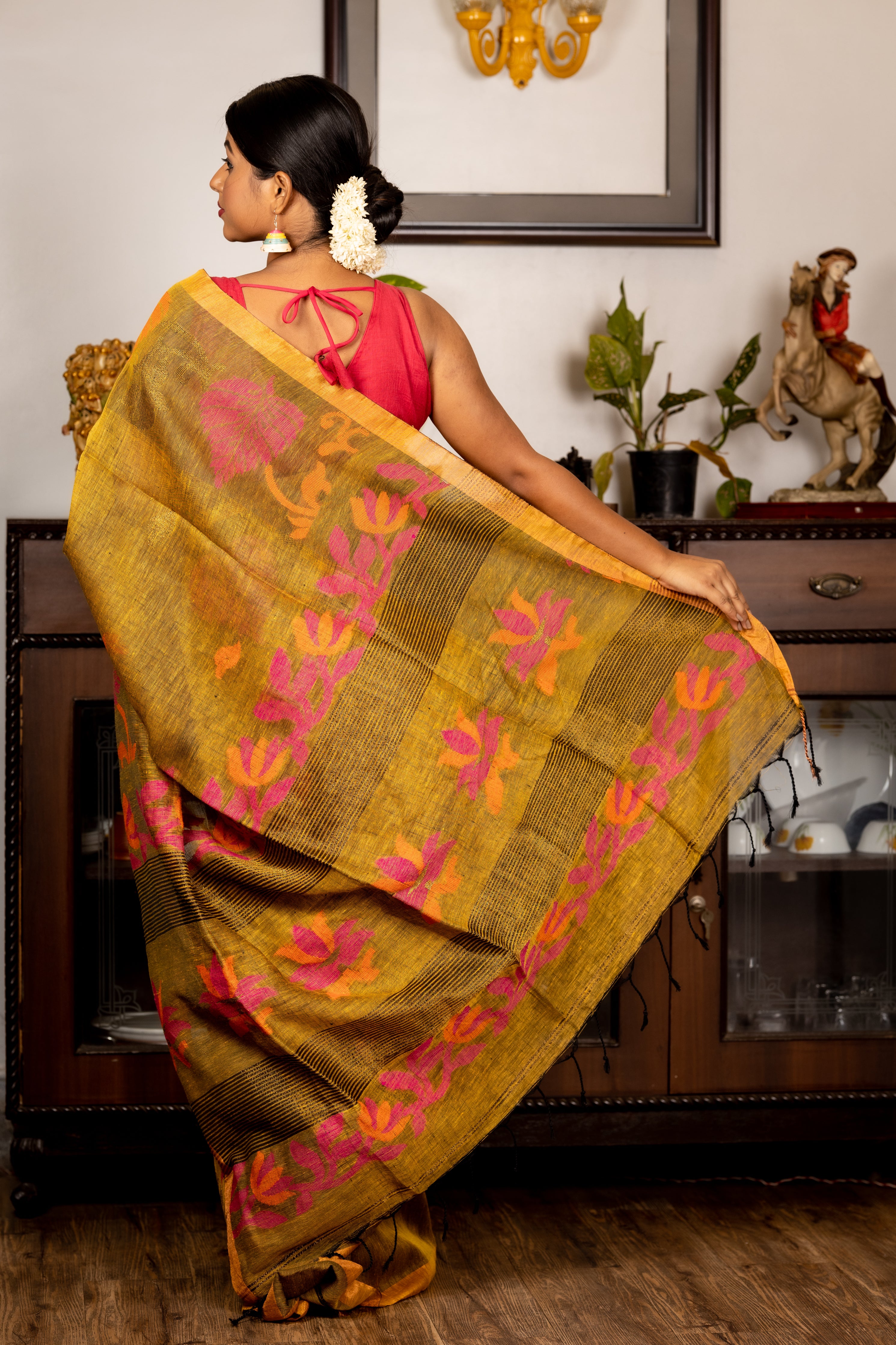 Pushpa || Olive Green & Lemon Yellow dual tone Linen Bengal Handloom Saree with Plain Body, Multi-colour & Antique Gold Zari Floral Jamdani motifs with Copper Zari Border and Pallu