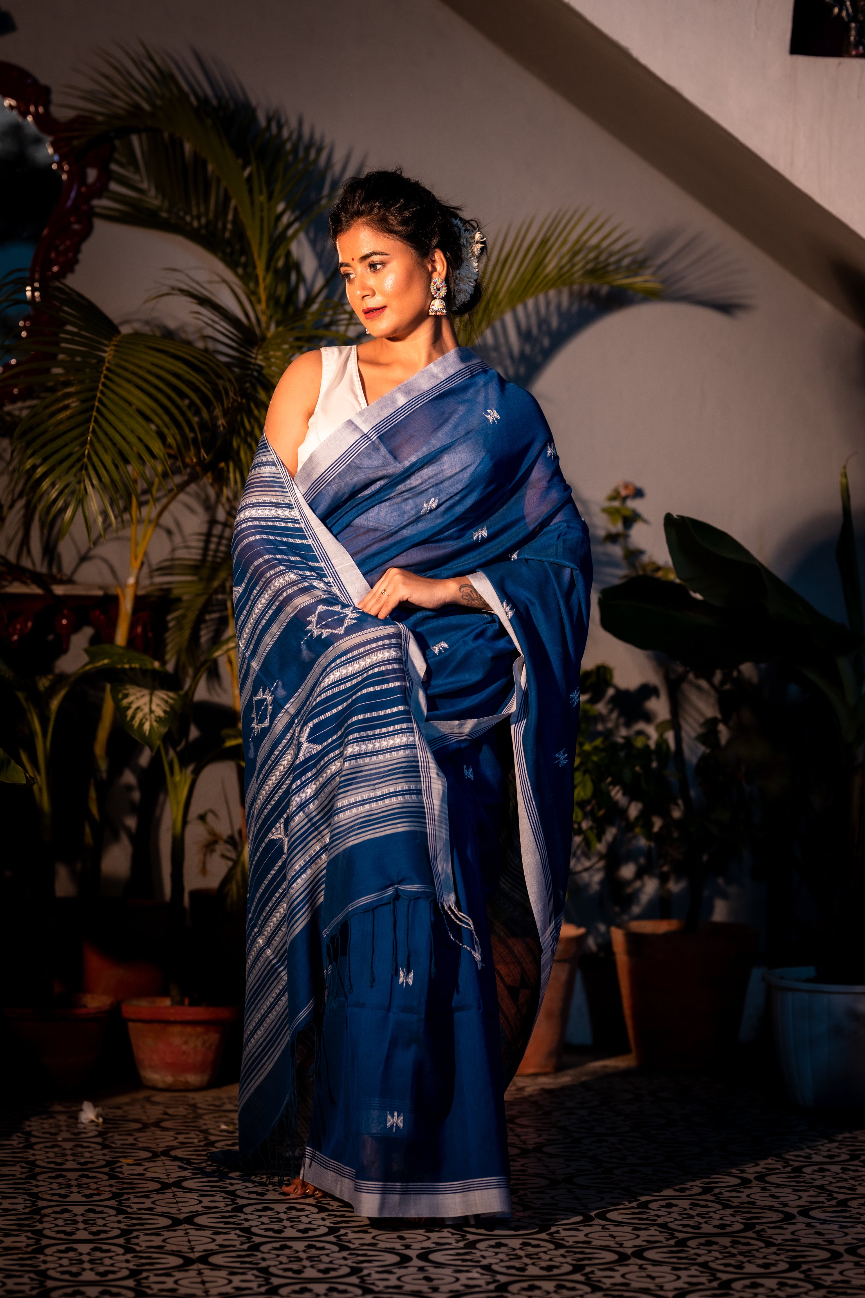 Indigo || Dark Indigo Blue Cotton Bengal Handloom Saree with all over White Abstract Resham Buti and woven Bhujodi Striped Pallu