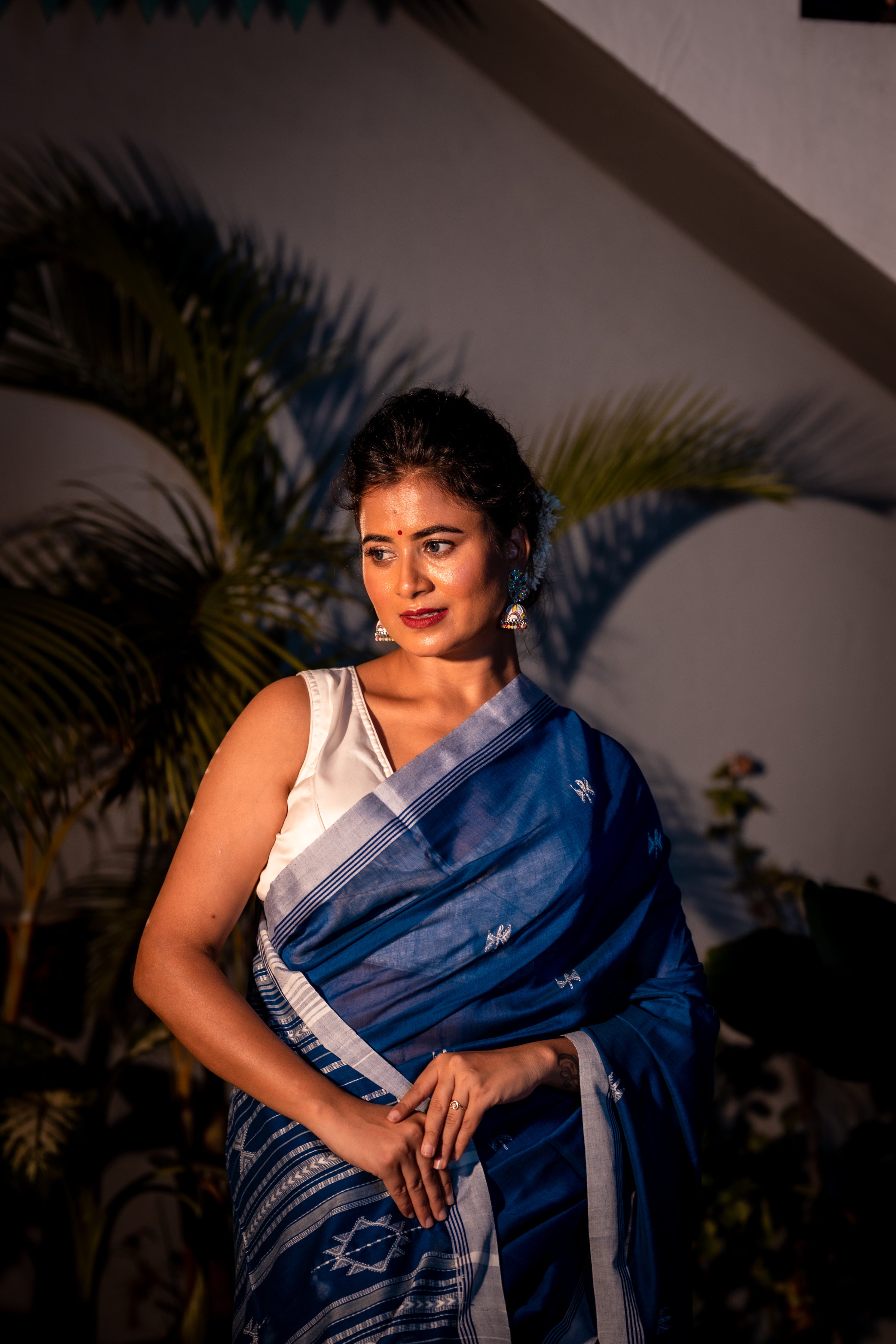 Indigo || Dark Indigo Blue Cotton Bengal Handloom Saree with all over White Abstract Resham Buti and woven Bhujodi Striped Pallu