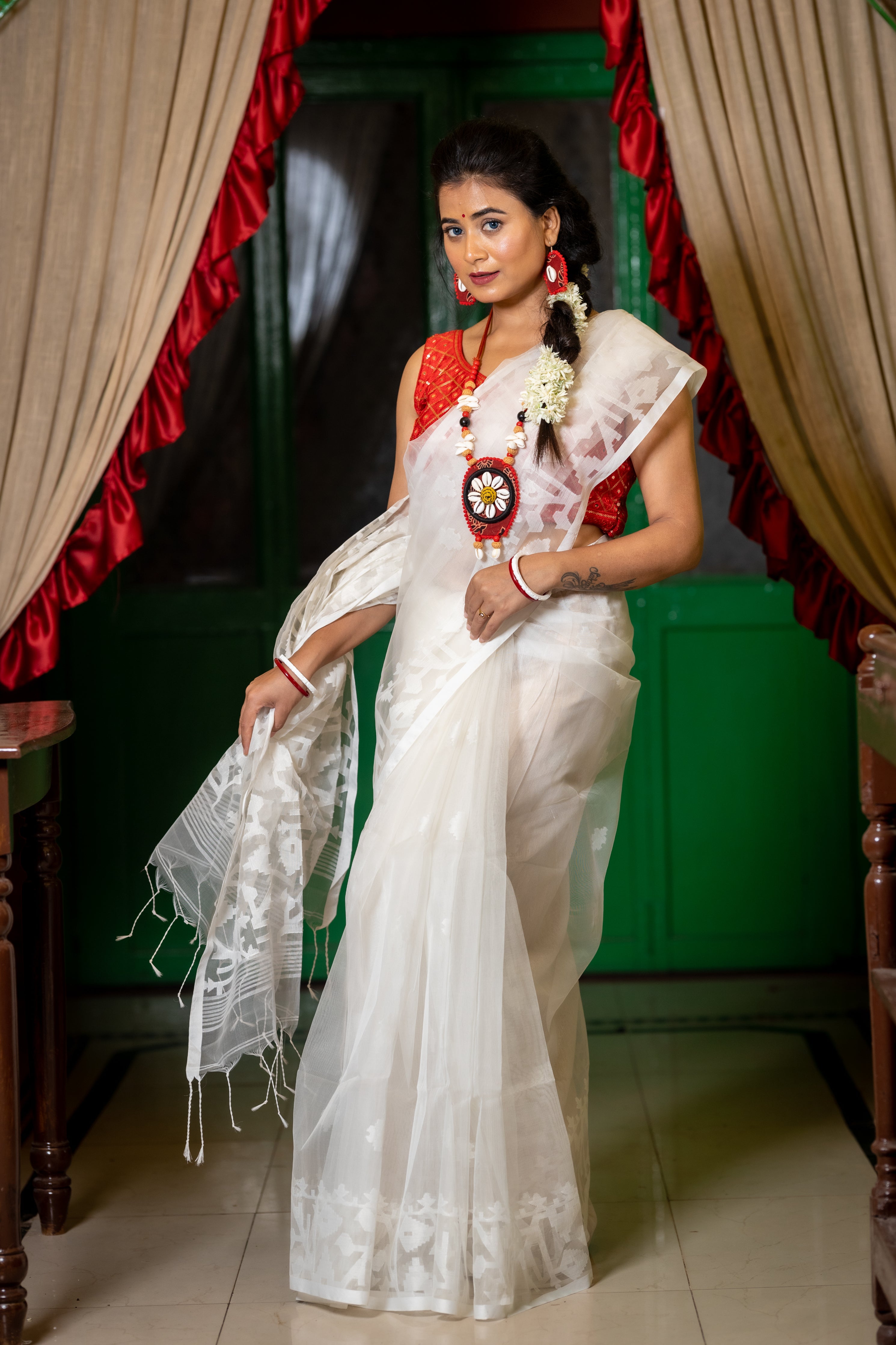 Purnima || White Muslin Saree with all over White Resham Self Jamdani Buta and 'Karat' motif Border & Pallu
