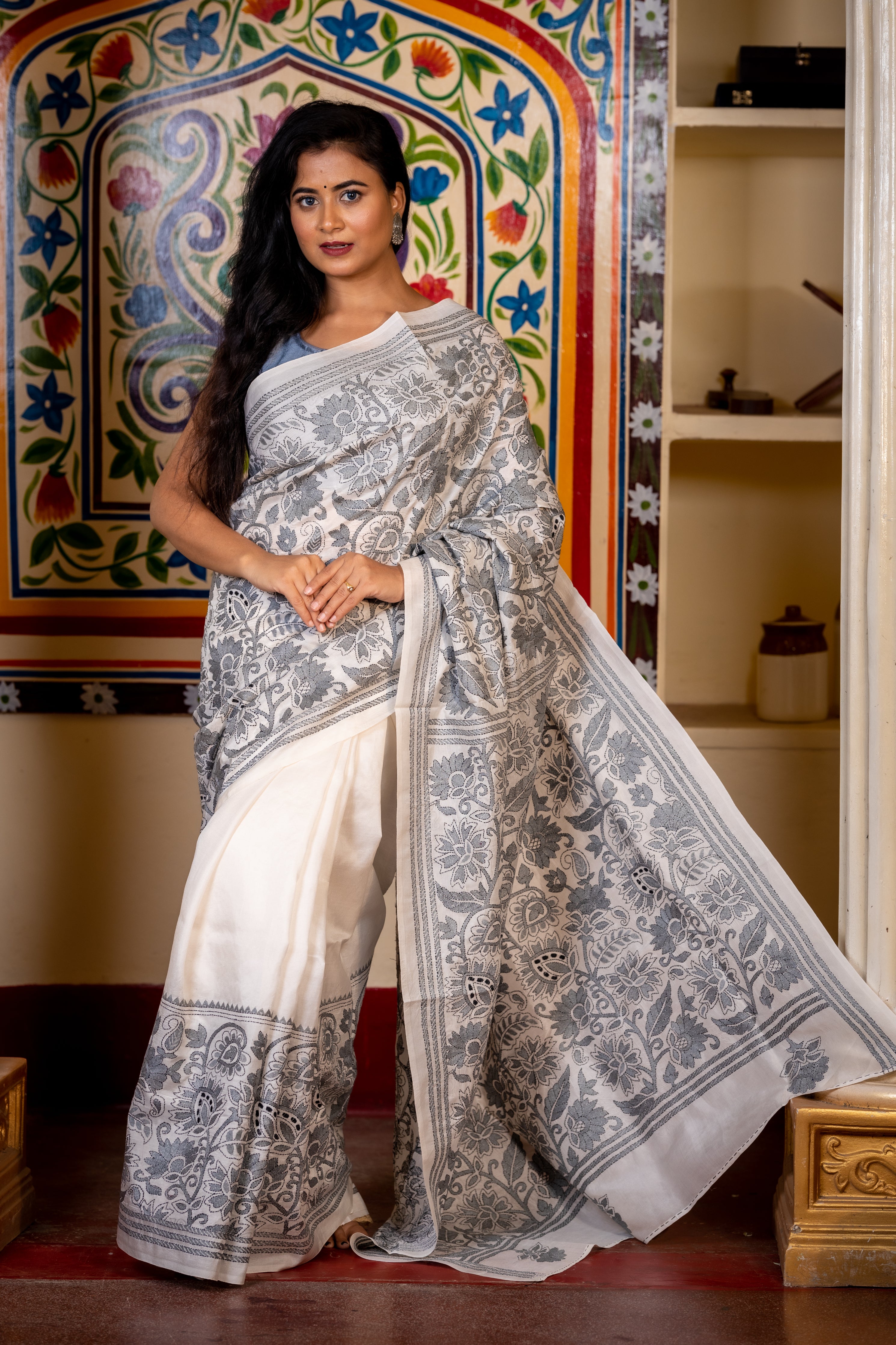 Bimala || White Pure Bangalore Silk Kantha Stitch Embroidery Saree with Grey & Black Floral motif Border, half body & Pallu