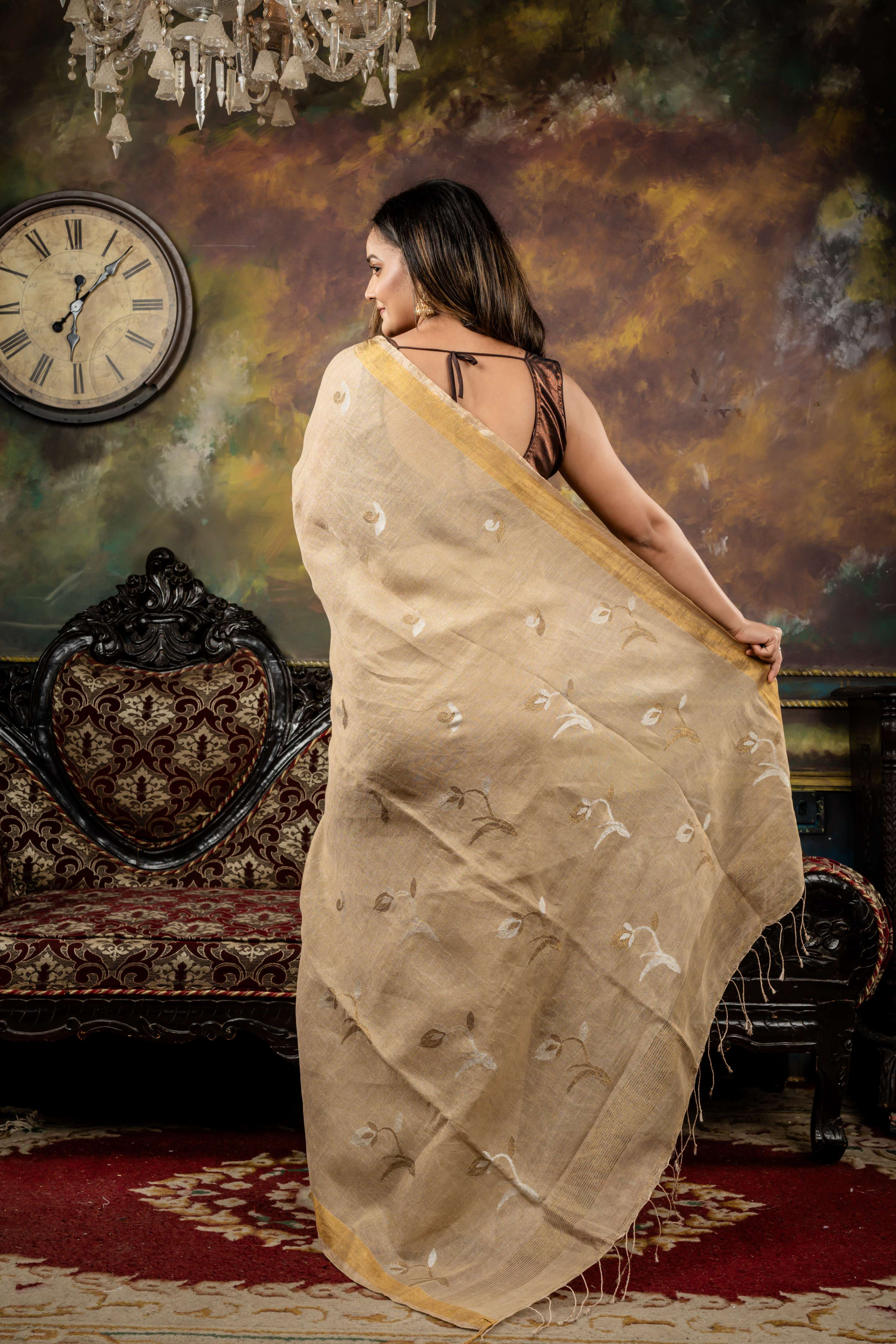 Swarnalata || Metallic Beige Linen Bengal Handloom Saree with all over Antique Gold & Silver Zari Flower Bud motif and Golden Border