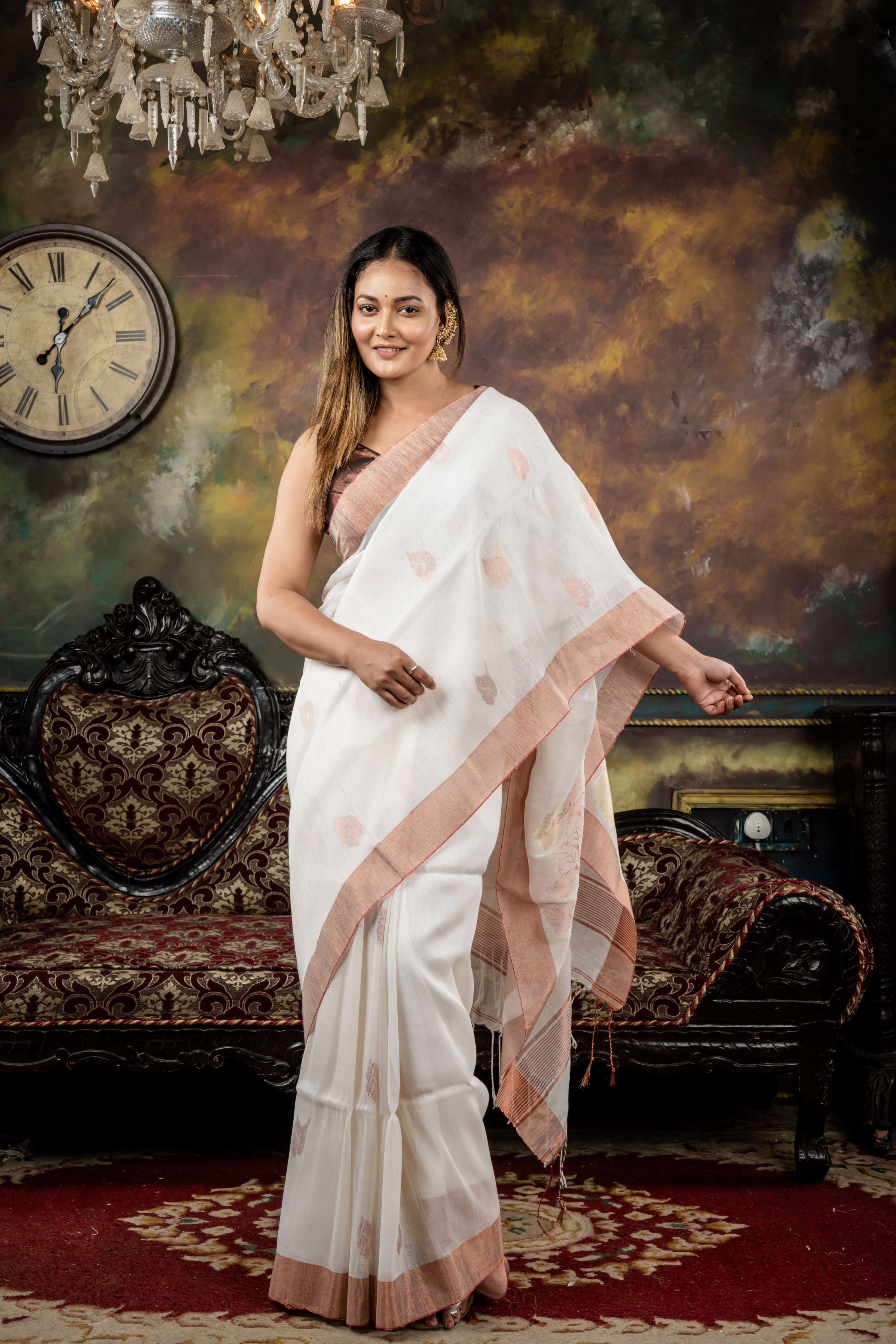 Champa || Off-White Organic Linen Bengal Handloom Saree with all over Silver,Gold & Copper Zari Floral Jamdani Buta and Pallu with Copper Zari Border