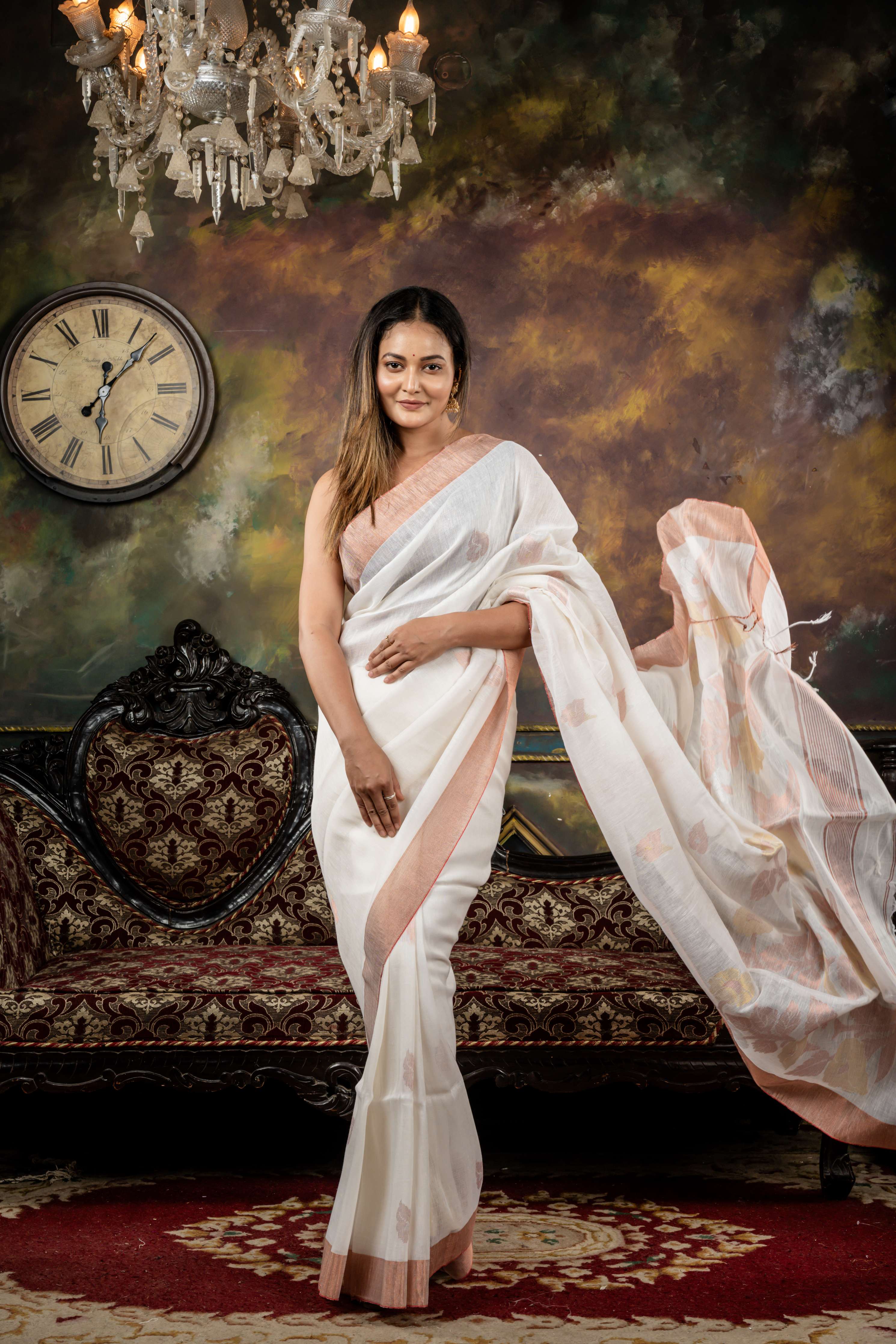 Champa || Off-White Organic Linen Bengal Handloom Saree with all over Silver,Gold & Copper Zari Floral Jamdani Buta and Pallu with Copper Zari Border