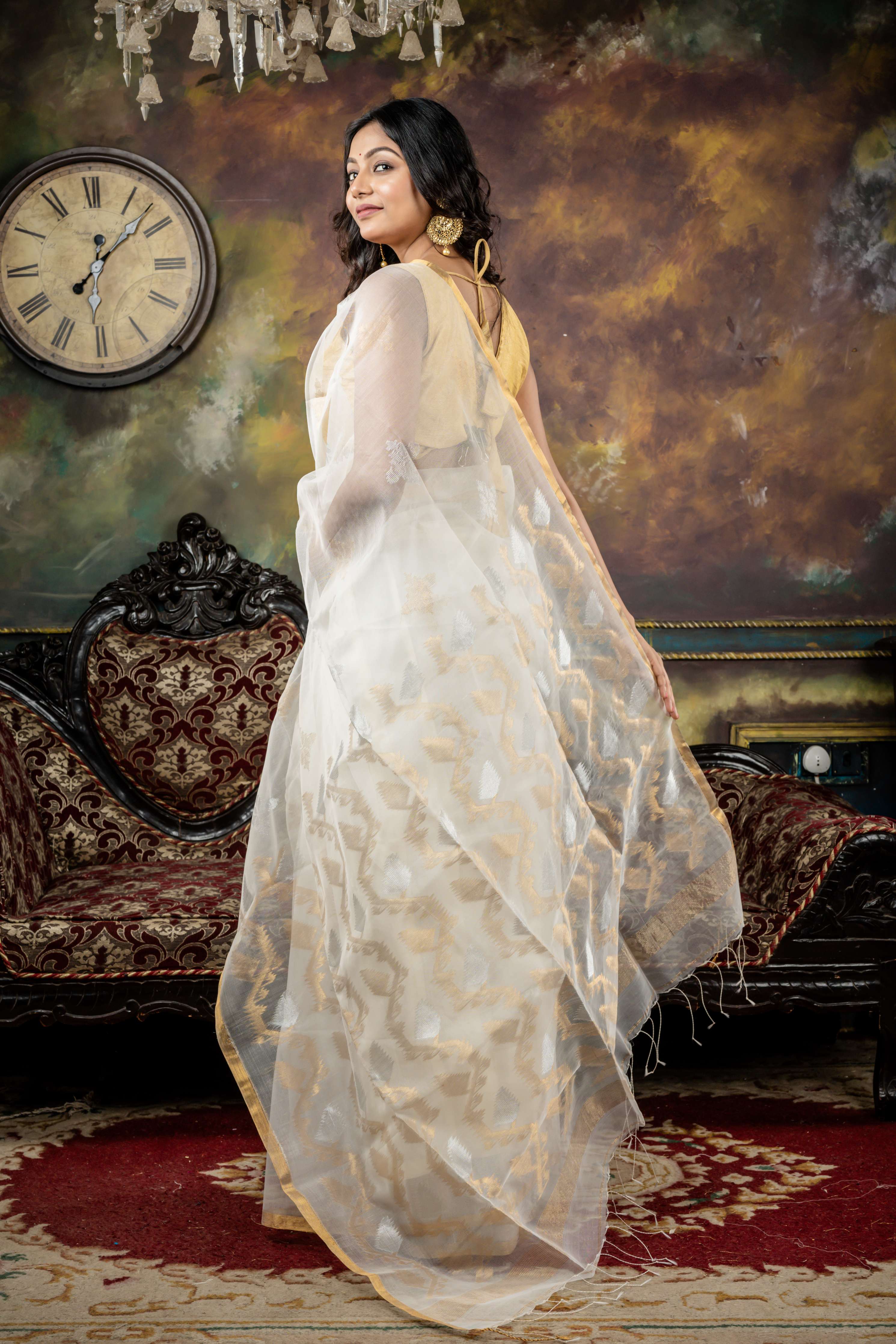 Swarnali || Pure White Muslin Bengal Handloom Saree with all over Antique Gold & Silver Zari Floral Buta, 'Karat' Pallu and Antique Gold Zari Plain Border