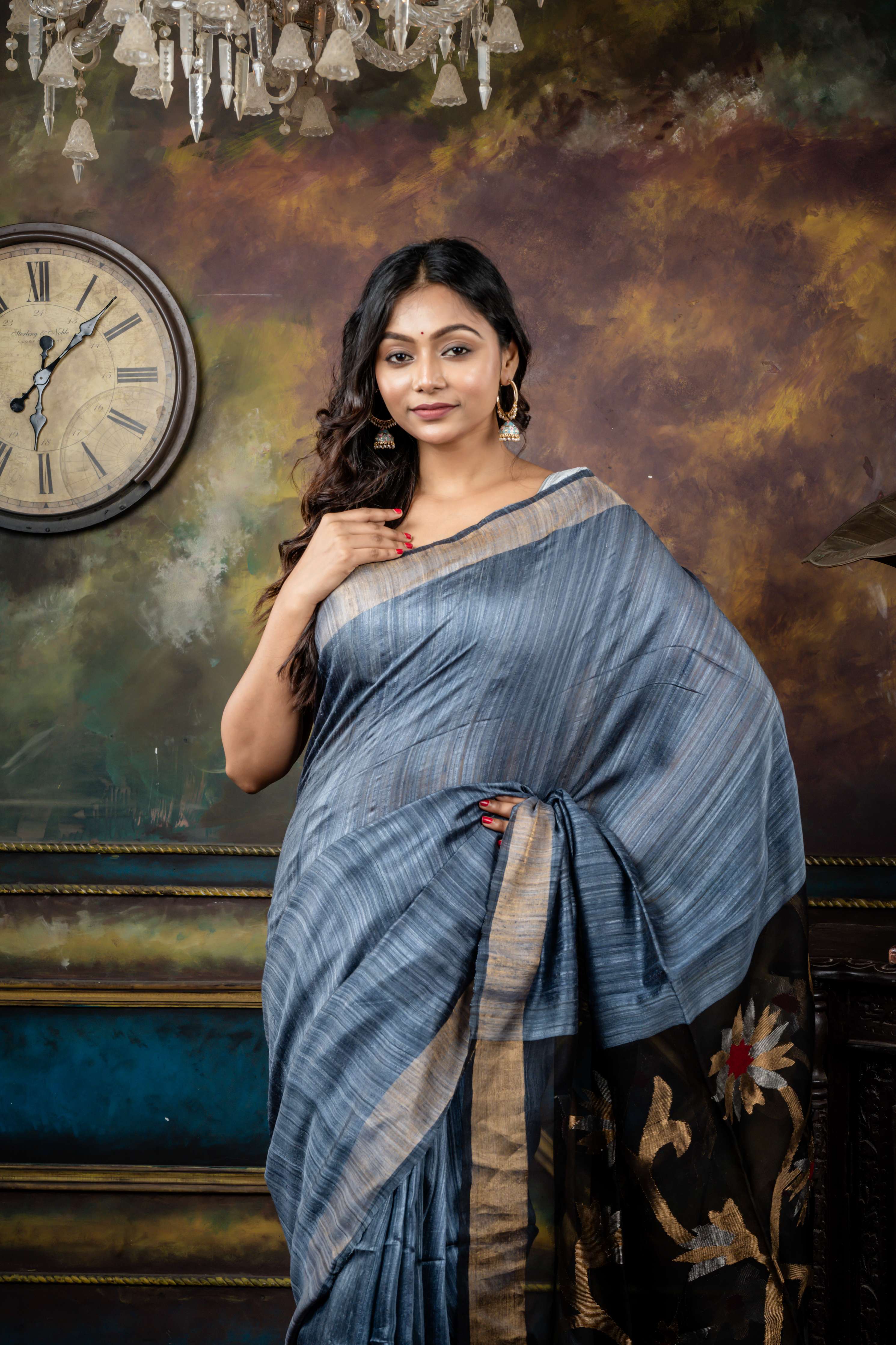 Dhumketu || Metallic Grey Pure Matka Bengal Handloom Saree with Plain Body, Antique Zari Plain Border and Red Resham, Antique Silver & Antique Gold Zari Floral Jamdani on Black Muslin Pallu