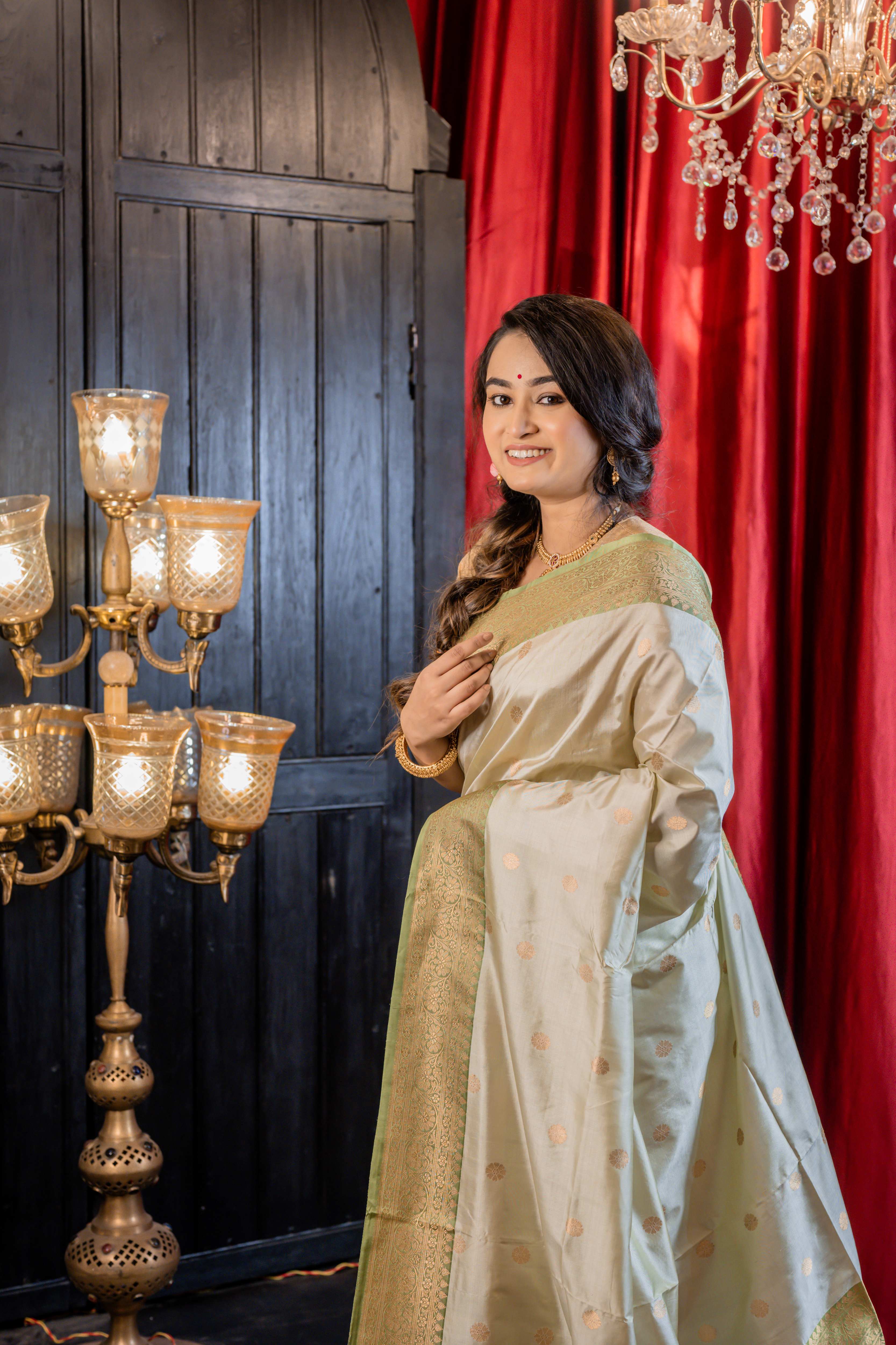 Vaidehi || Mint Green Pure Katan Handloom Banarasi Saree with all over Gold Zari Kadhua Buta and Pastel Green border