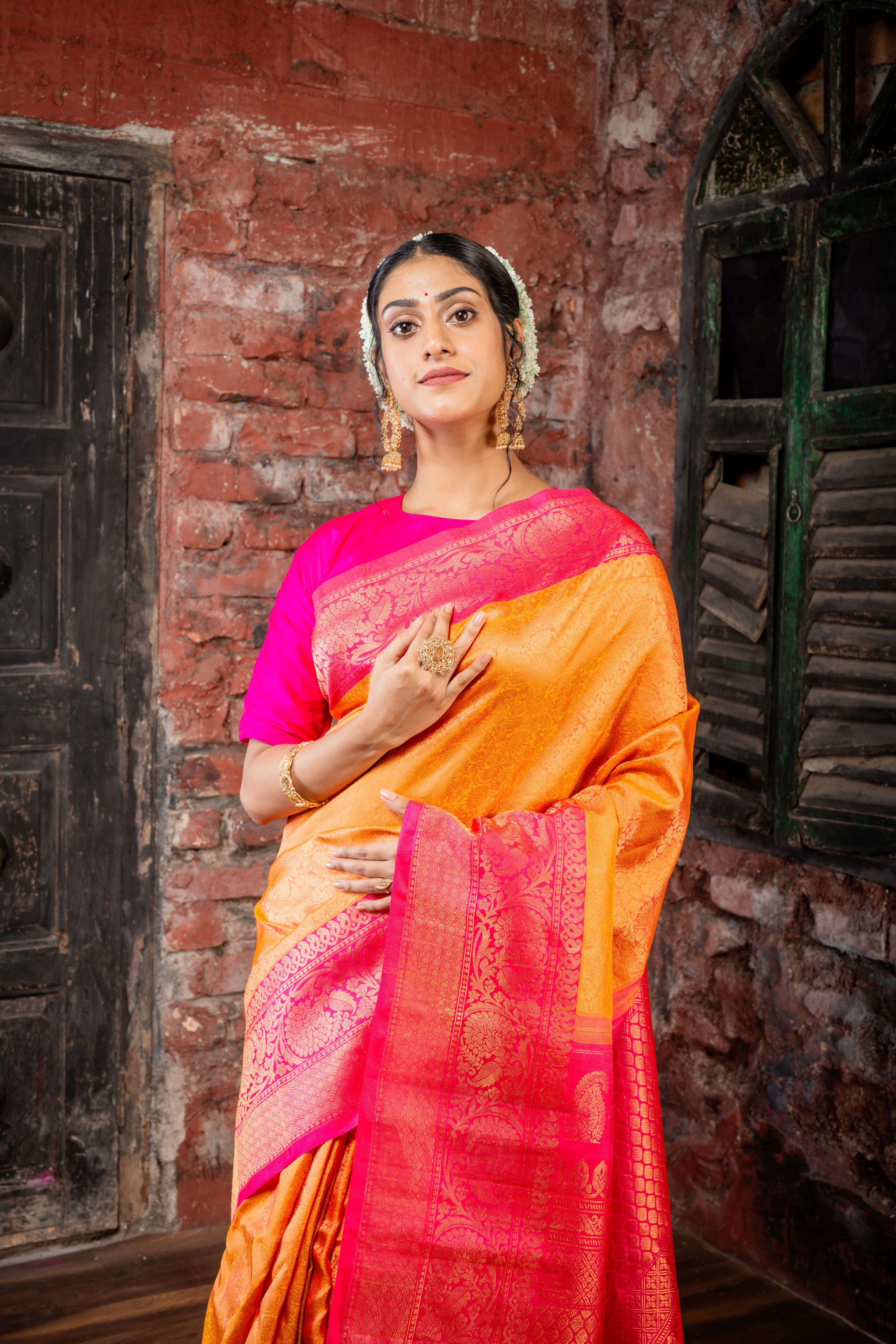 Swarnalatha || Tangerine & Hot Pink dual tone Gadwal Silk Handloom Saree with full body Golden Zari woven traditional design, Hot Pink & Golden Zari Border and Traditional design Pallu