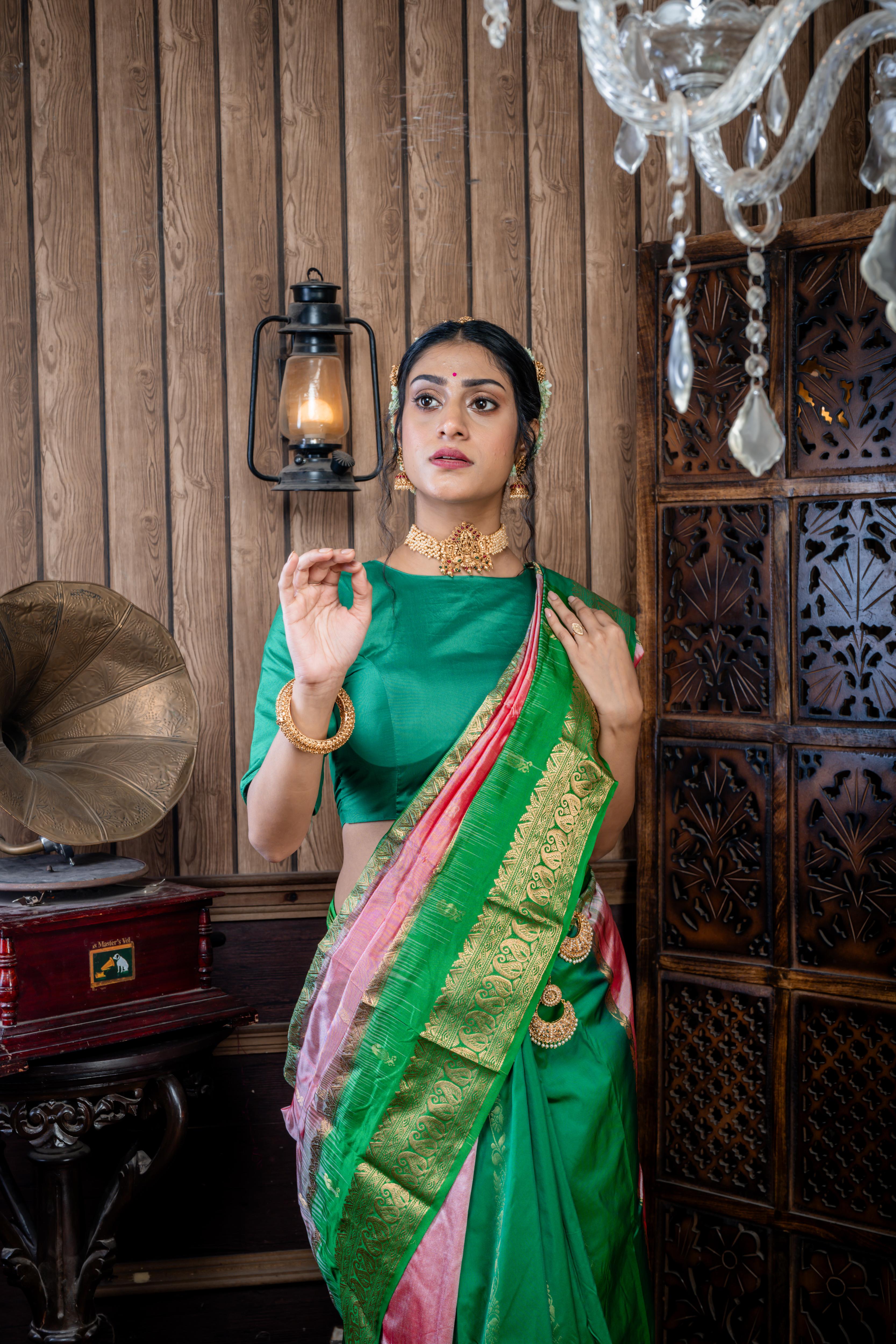 Jaya || Half Body Light Onion Pink & Steel Grey dual tone with Matte Gold Zari Buta and Half Body Forest Green & Matte Gold Zari Stripe 'Patli Pallu' Kanjivaram Silk Saree with Parrot Green & Golden Zari Traditional design Border & Pallu