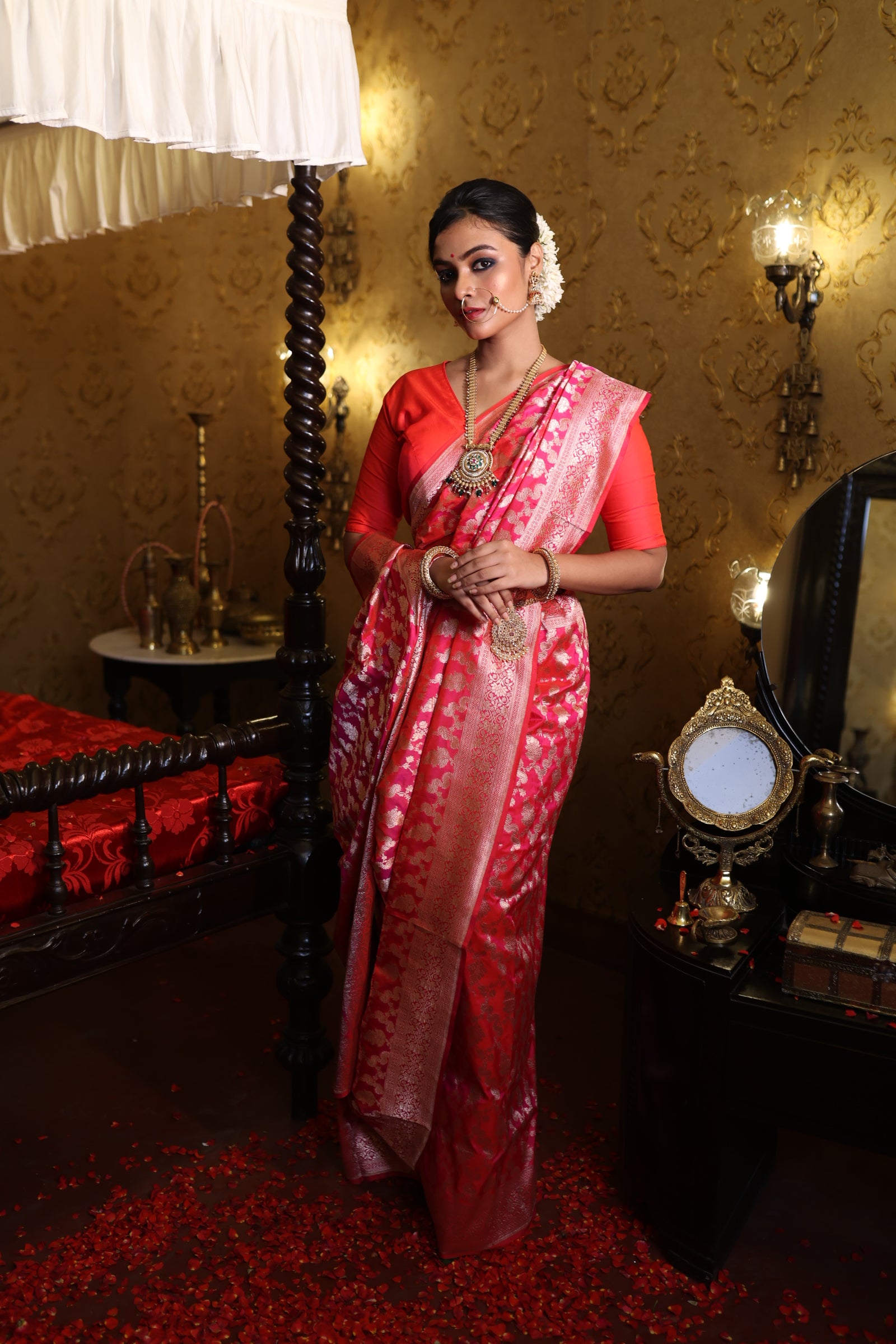 Vibha || Hot Pink & Magenta dual tone Pure Katan Handloom Banarasi Saree with all over Jangla woven in Rose Gold Zari