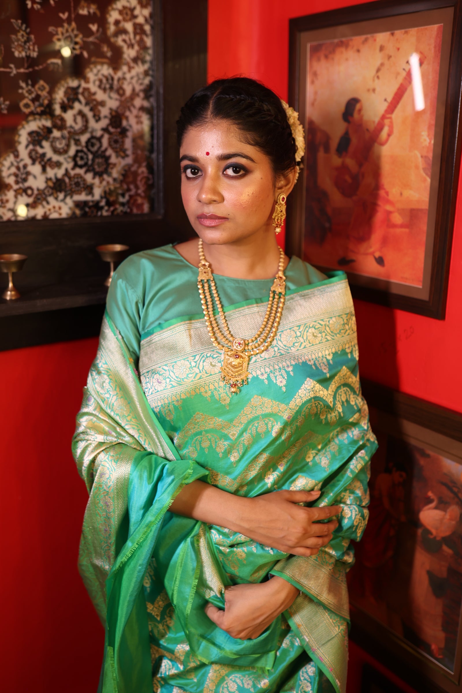 Gehna || Sea Green & Lime Green dual tone Pure Katan Handloom Banarasi Saree with all over Jangla woven in Matte Gold Zari and Meenakari highlights