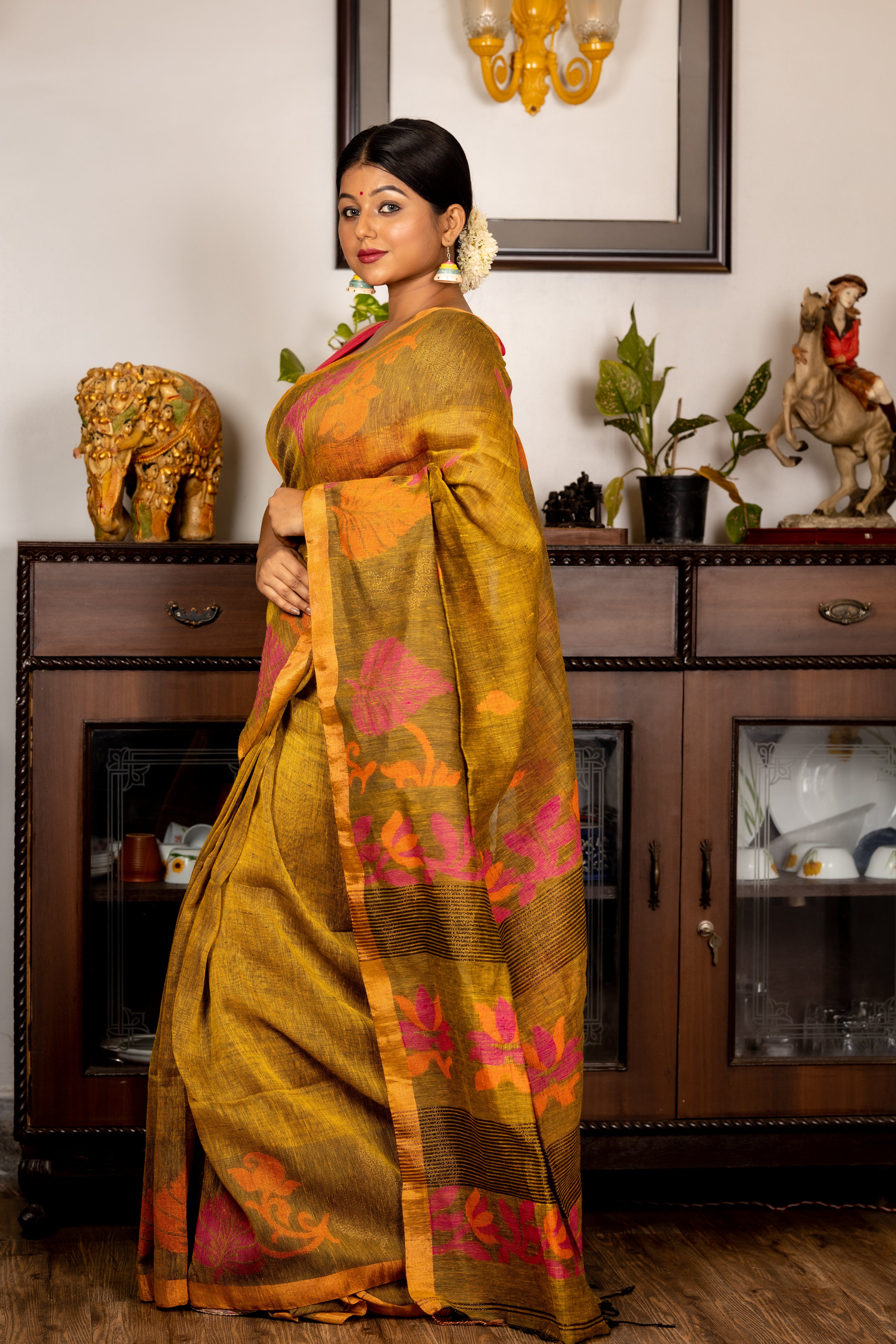 Pushpa || Olive Green & Lemon Yellow dual tone Linen Bengal Handloom Saree with Plain Body, Multi-colour & Antique Gold Zari Floral Jamdani motifs with Copper Zari Border and Pallu