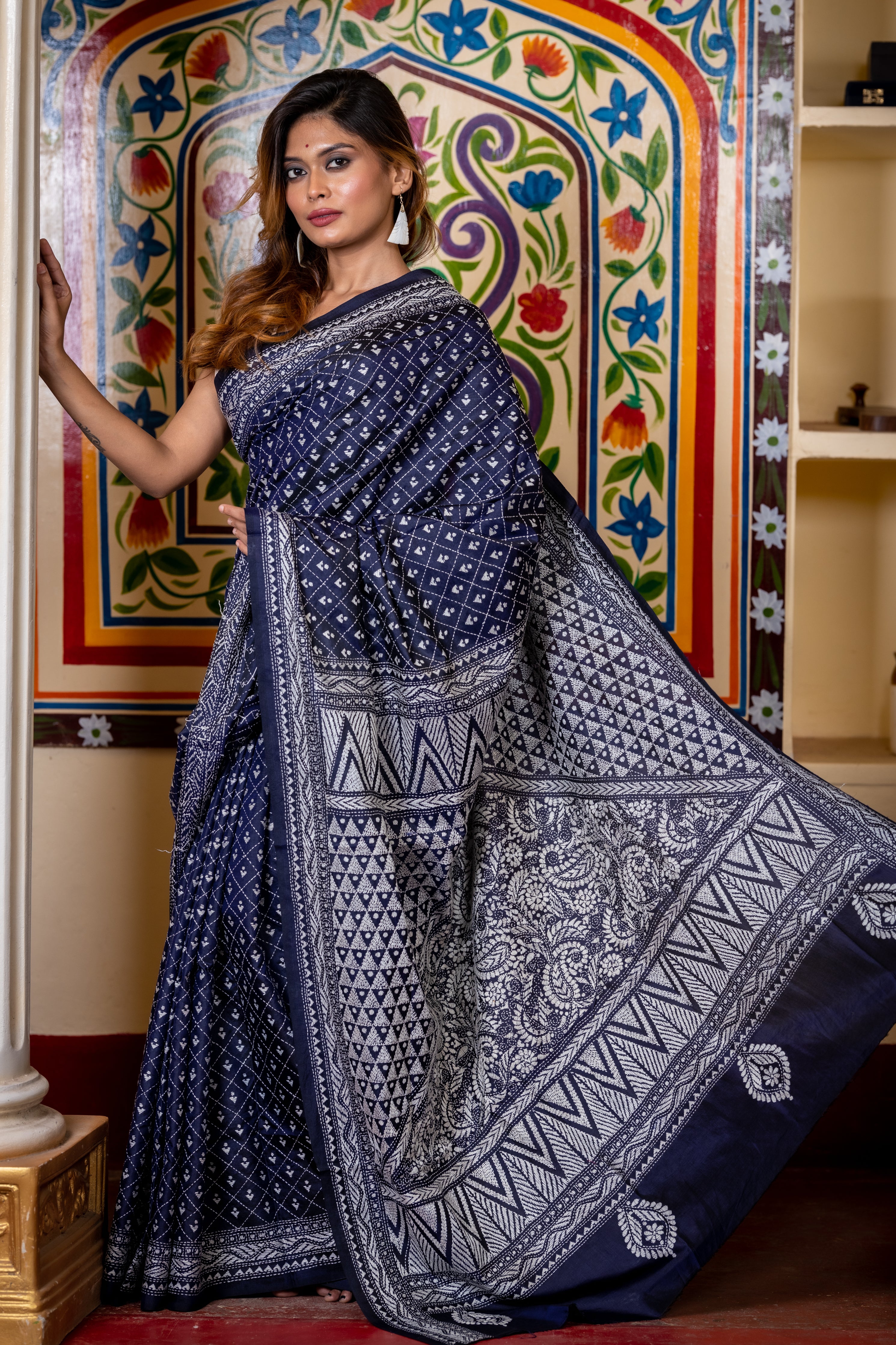 Kumudini || Navy Blue Pure Bangalore Silk Kantha Stitch Embroidery Saree with all over White Buta in Box motif and Temple-Kalka Pallu