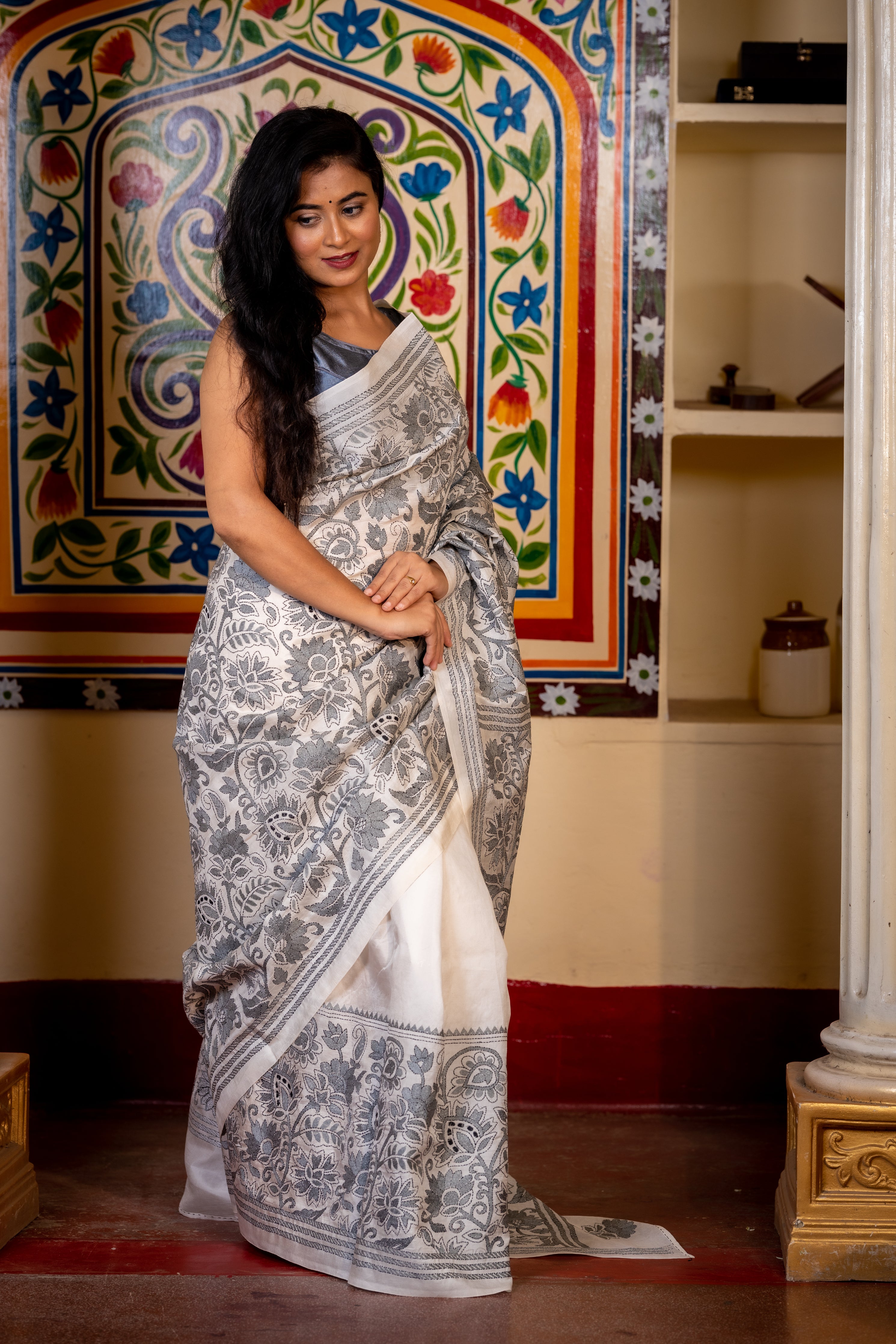 Bimala || White Pure Bangalore Silk Kantha Stitch Embroidery Saree with Grey & Black Floral motif Border, half body & Pallu