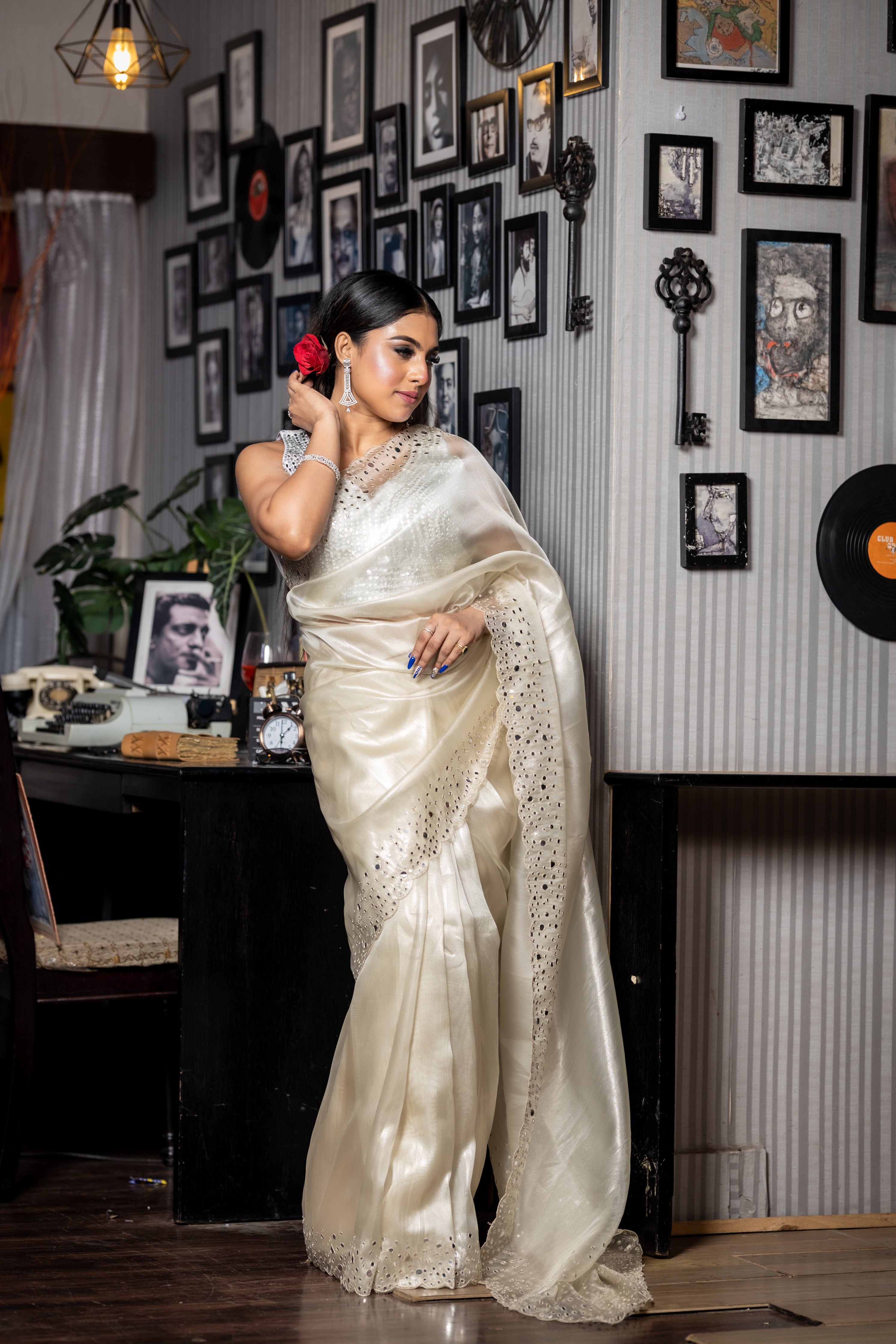 Pearline || Pearl Grey & Metallic Silver dual tone Raina Tissue Fancy Saree with Plain Body and Foil Mirror Handwork Border