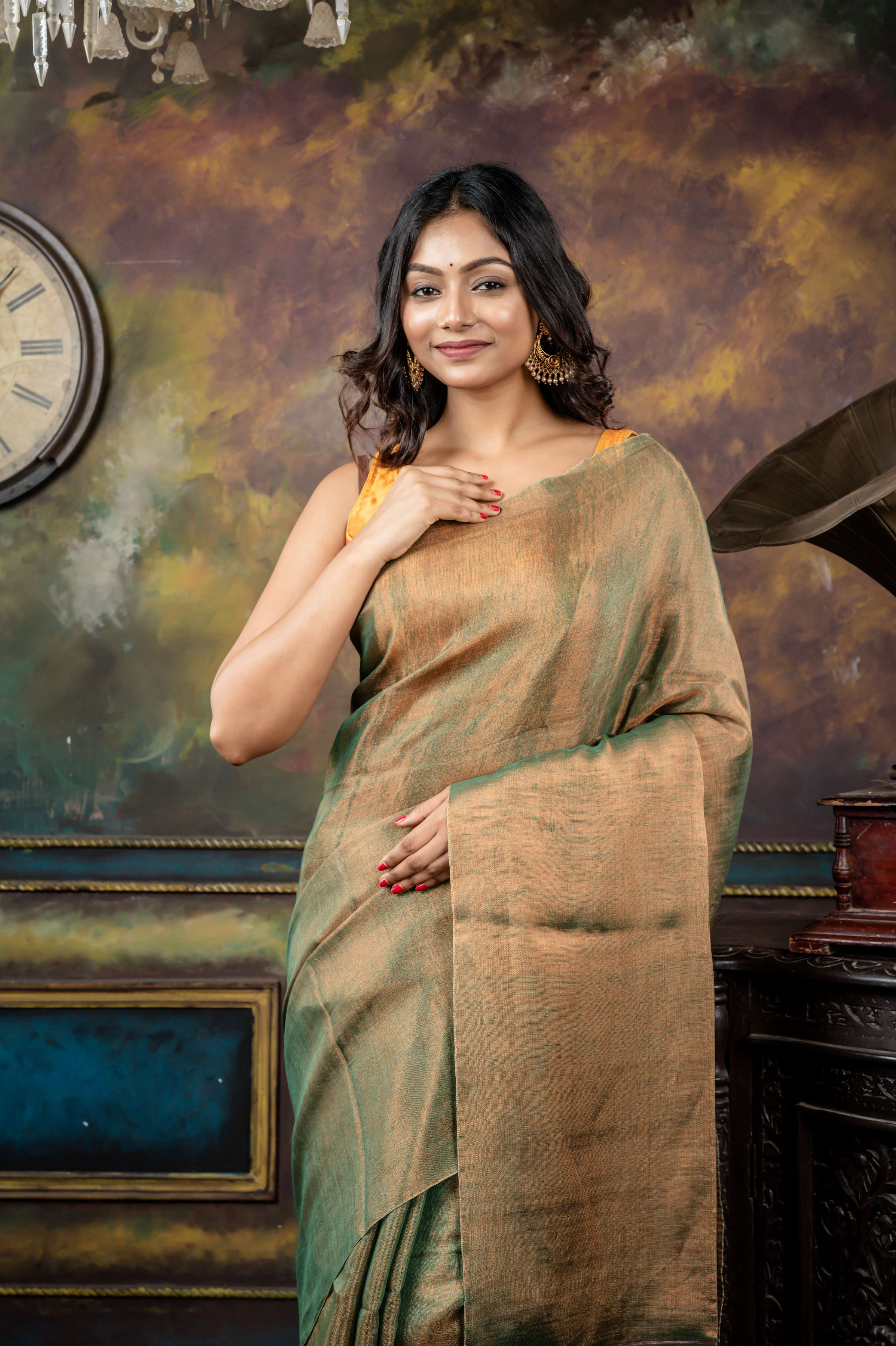 Shaili || Dark Sap Green & Copper dual tone Metallic Tissue Linen Bengal Handloom Saree with Metallic Copper Stripe Pallu