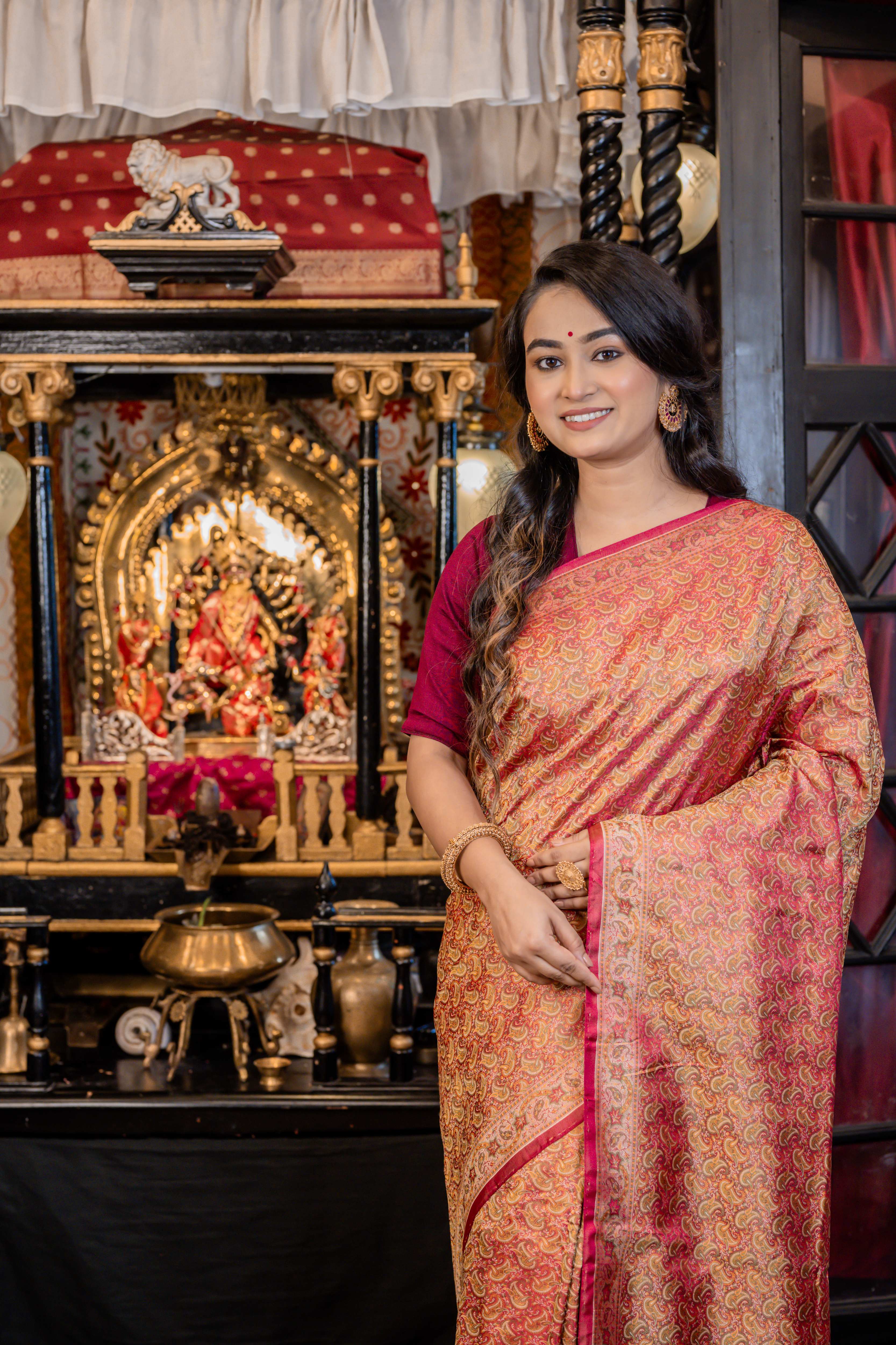 Anarika || Beet Red & Olive Green dual tone Pure Katan traditional Floral Banarasi Jamawar Handloom Banarasi Saree