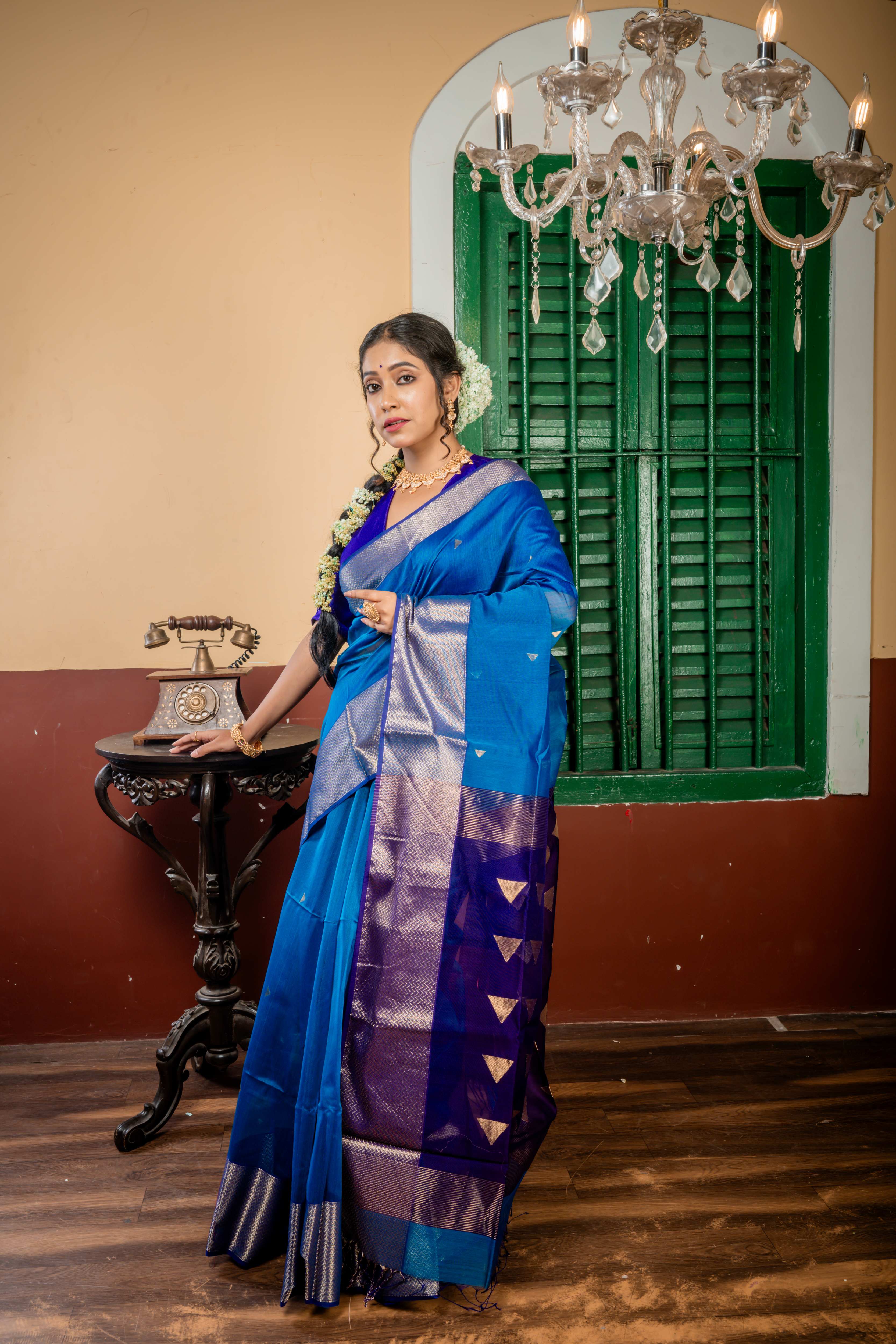 Shailaja || Peacock Blue & Violet dual tone Cotton Resham Maheshwari Handloom Saree with all over Antique Gold Zari Buta, Violet & Matte Gold Zari Brocade Border and Violet Pallu with Antique Gold Zari Stripe & Buta